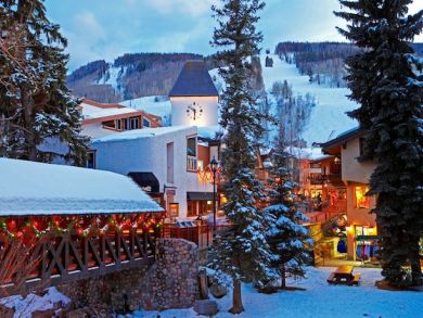Vail Vacation Condo Sleeps Six Guests. Vail Vacation Condo Sleeps Six Guests.